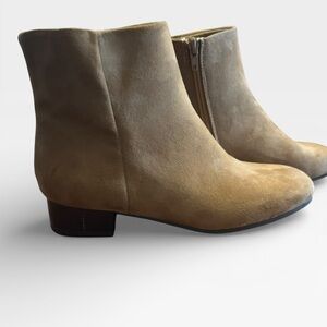 Time and Tru Women’s Faux Suede Ankle Boots – Cognac – Size 8.5